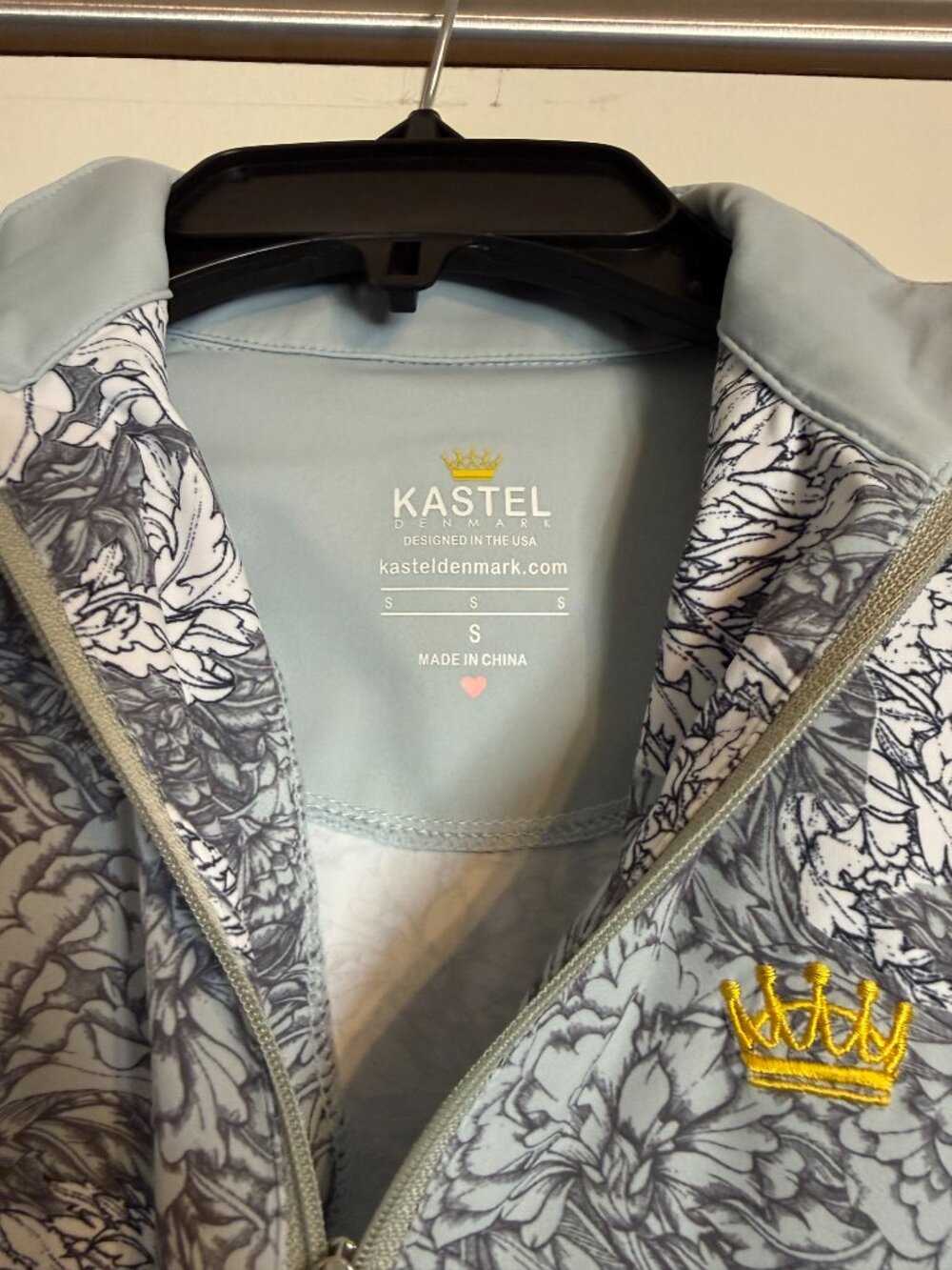 Kastel Denmark Floral 1/4 Zip Cap Sleeve Sun Shirt Grey Mint Green Size S - Picture 2 of 3